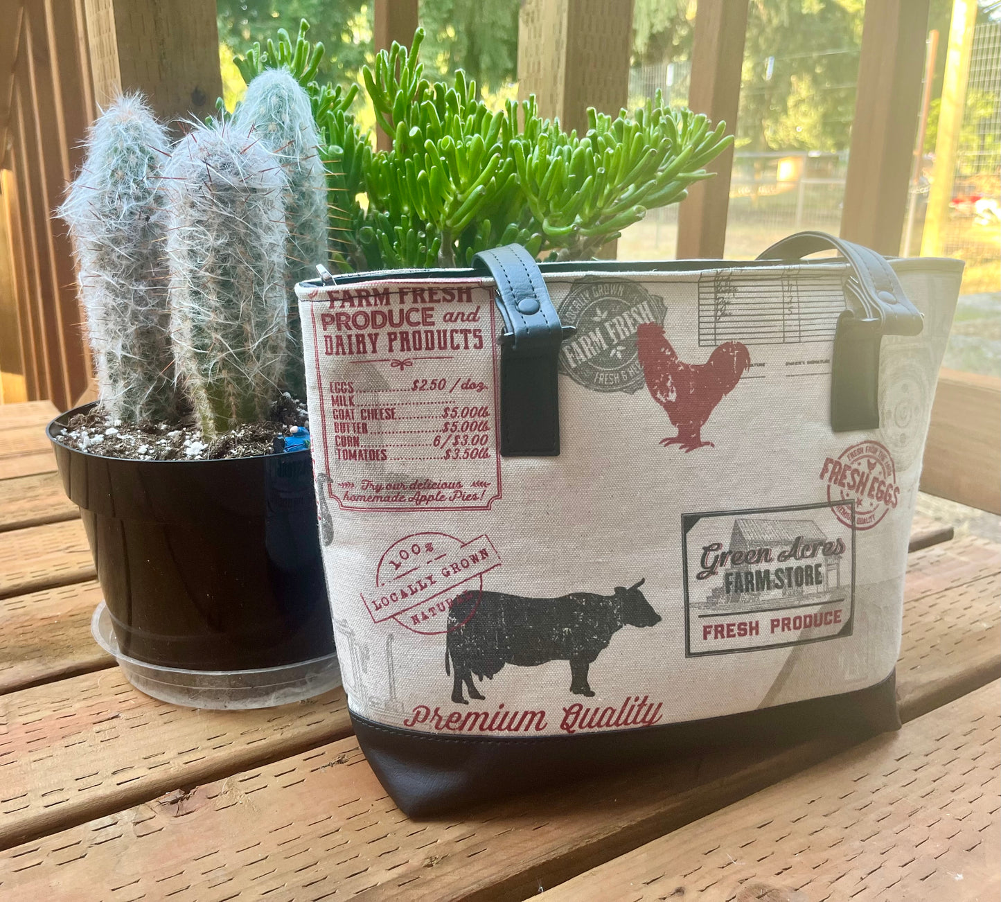 Chicken farm scene Purse/Handbag
