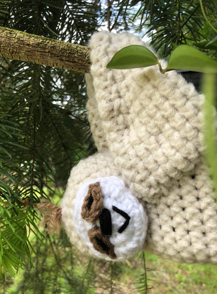 Large sloth plant hanger