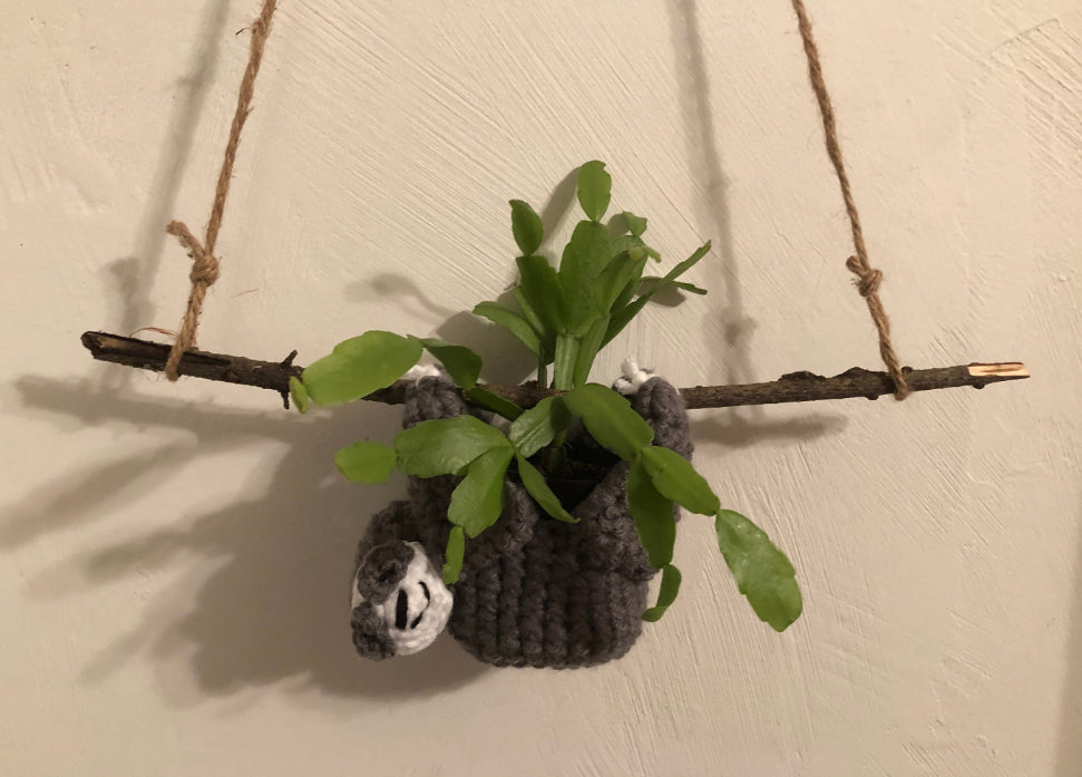 Large sloth plant hanger