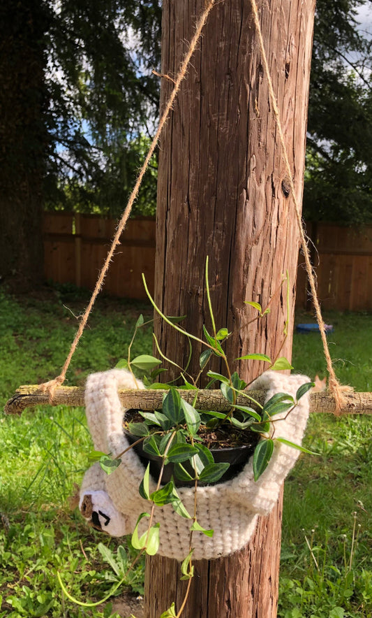 Large sloth plant hanger
