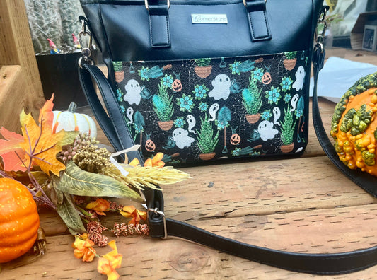 Halloween/fall bag with crossbody strap included.